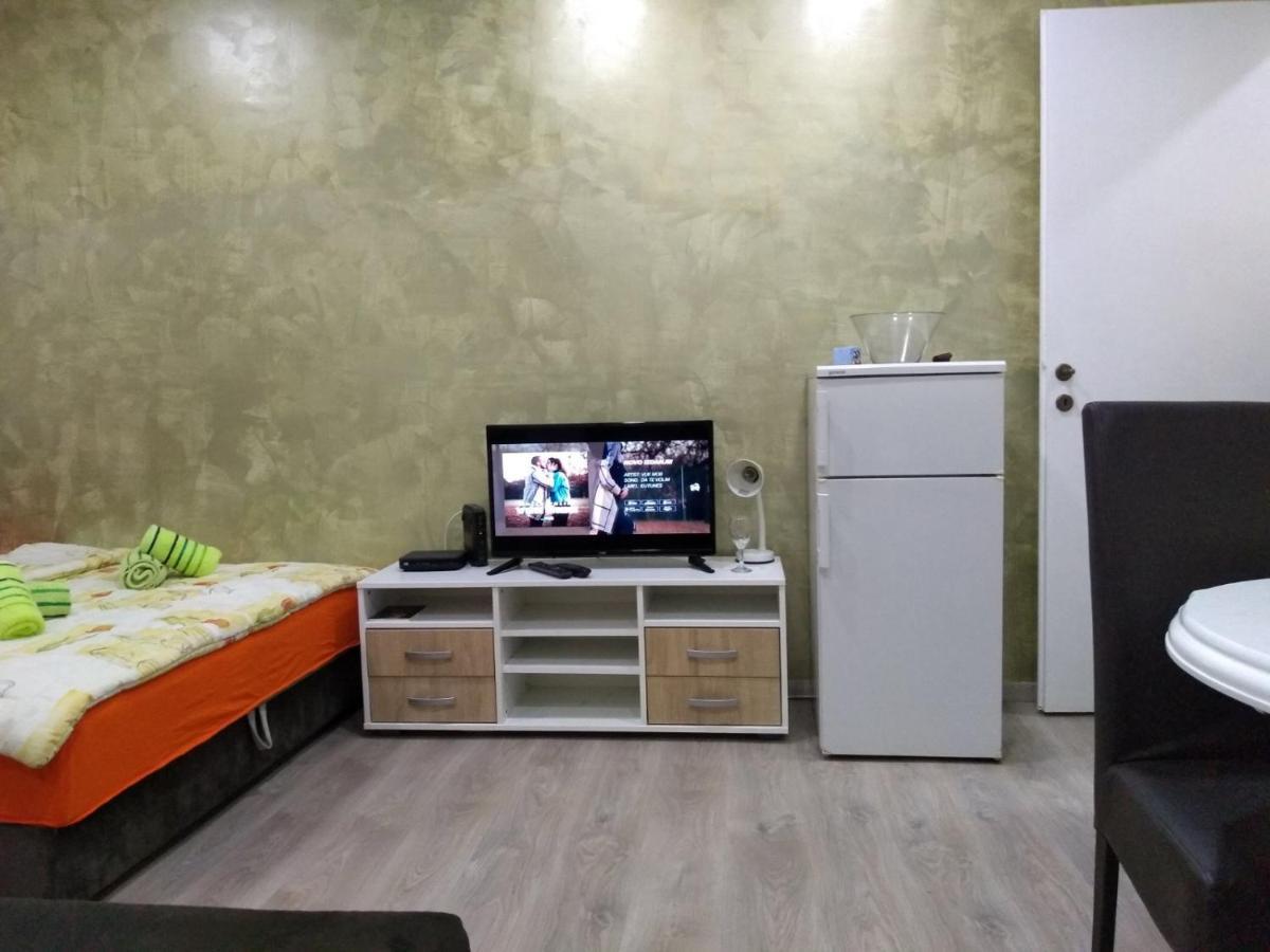 Lucky Apartment Belgrade Exterior photo